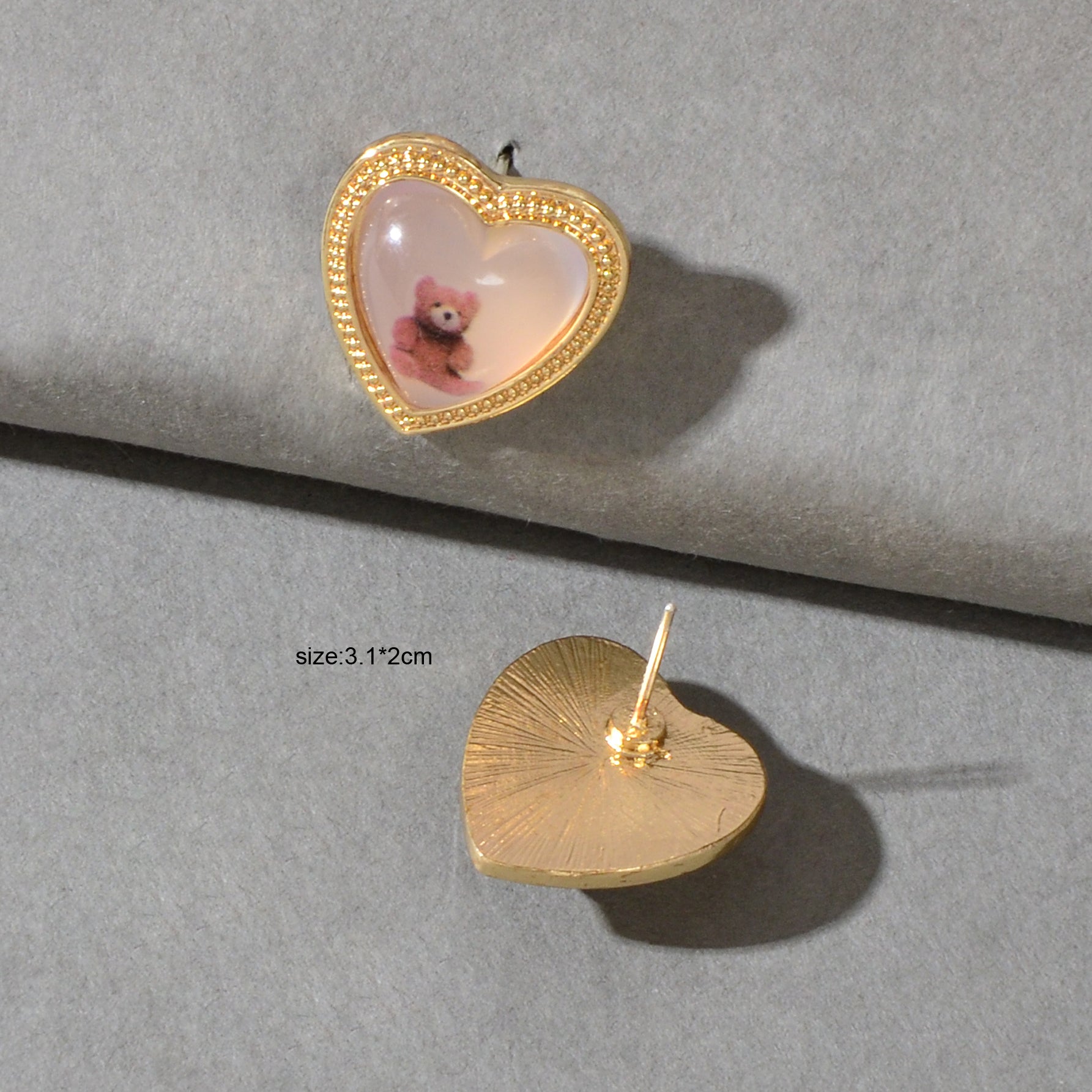 Lovely Bear Pattern Resin Heart Stud Pierced Earrings Dainty Gift for Woman Girl