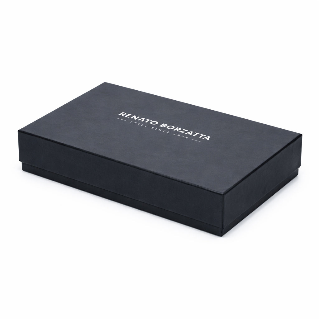 RB1081GAM | Women's zip-up wallet, Made in Italy in genuine grained leather. Paprika color. Dimensions: 20 x 10 x 2.5 cm.